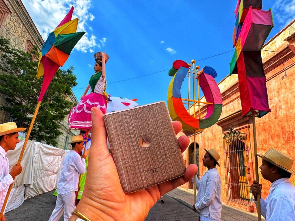 Teclado zapoteco, el nuevo paso de Motorola por la inclusión - moto-razr-60-ultra-1024x768