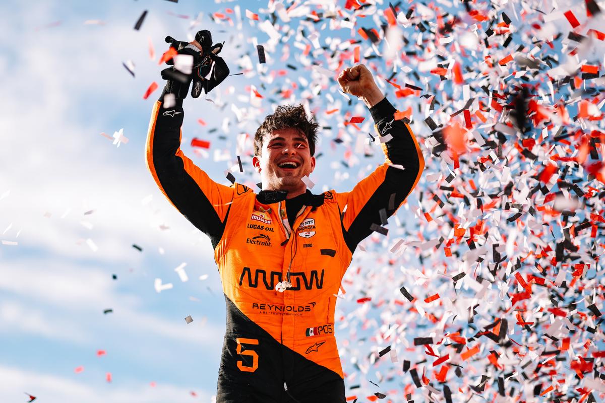 Pato O’Ward gana en Toronto y recorta puntos a Palou en la pugna por el campeonato