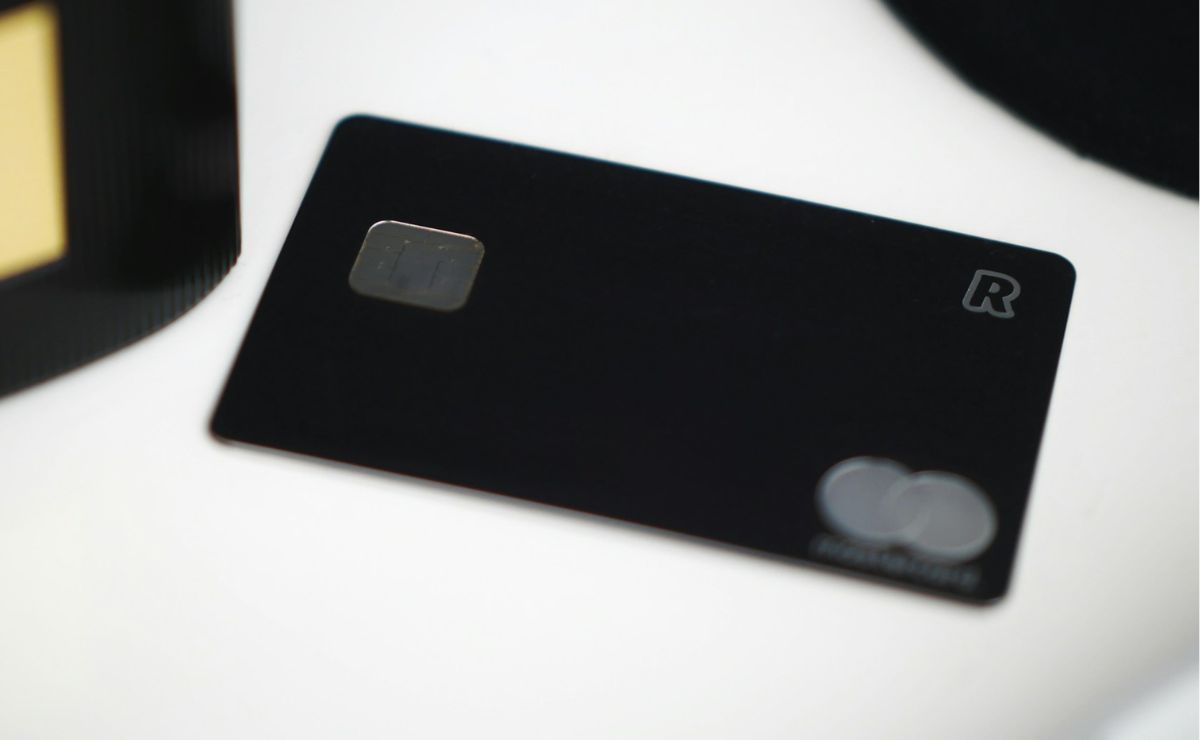 Desmantelan red de estafadores integrada por exempleados de bancos