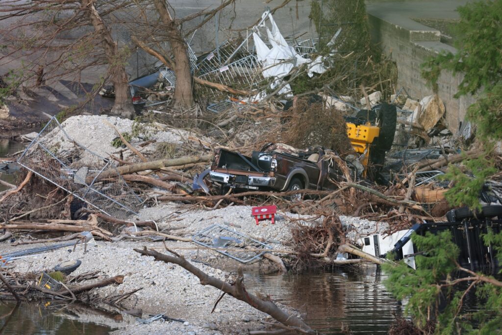 Inundaciones en Texas: más de 161 desaparecidos y al menos 109 muertos - texas-mas-de-161-desaparecidos-y-al-menos-109-muertos-tras-inundaciones-2-1024x683