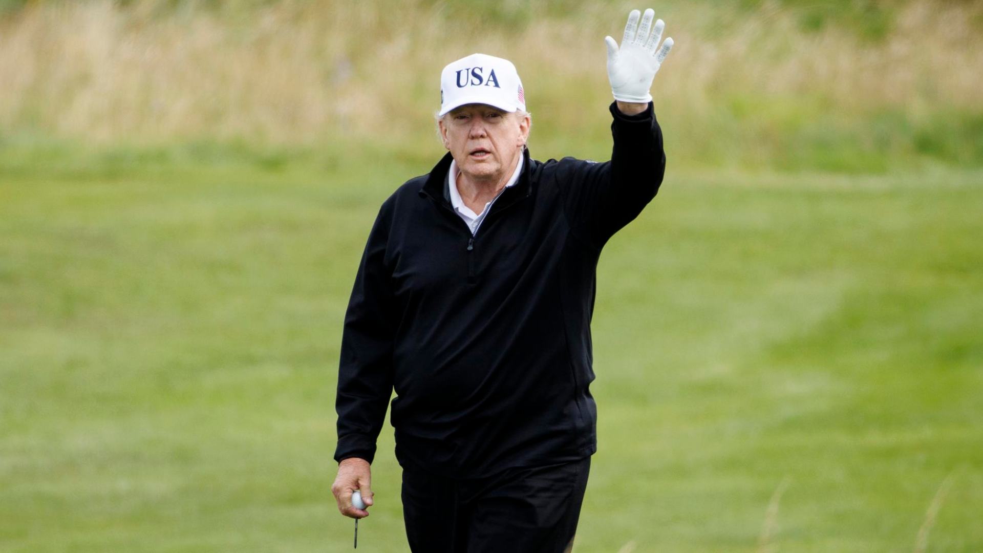 Trump señala que Epstein le “robó” algunas de las empleadas de su spa en Mar-a-Lago