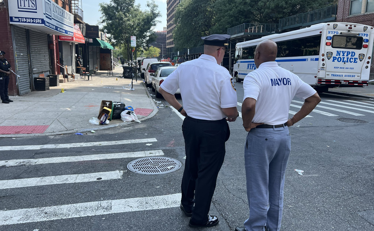 Tiroteo en club de Nueva York vinculado a pandillas deja tres muertos