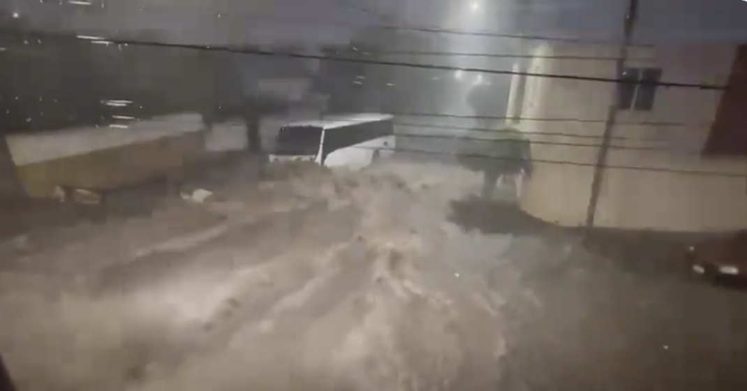 Dos muertos tras tormenta en Querétaro