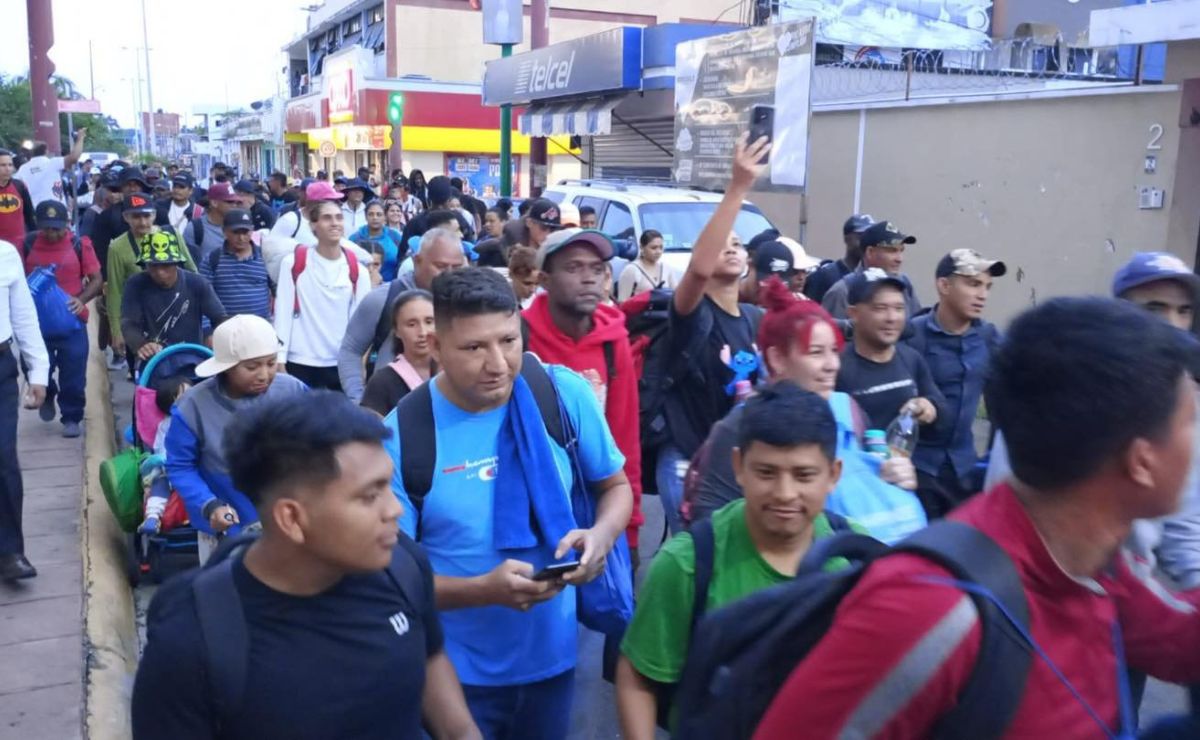 Migrantes que partieron en caravana desde Chiapas buscan llegar a Canadá y Alemania Migrantes que partieron en caravana desde Chiapas buscan llegar a Canadá y Alemania