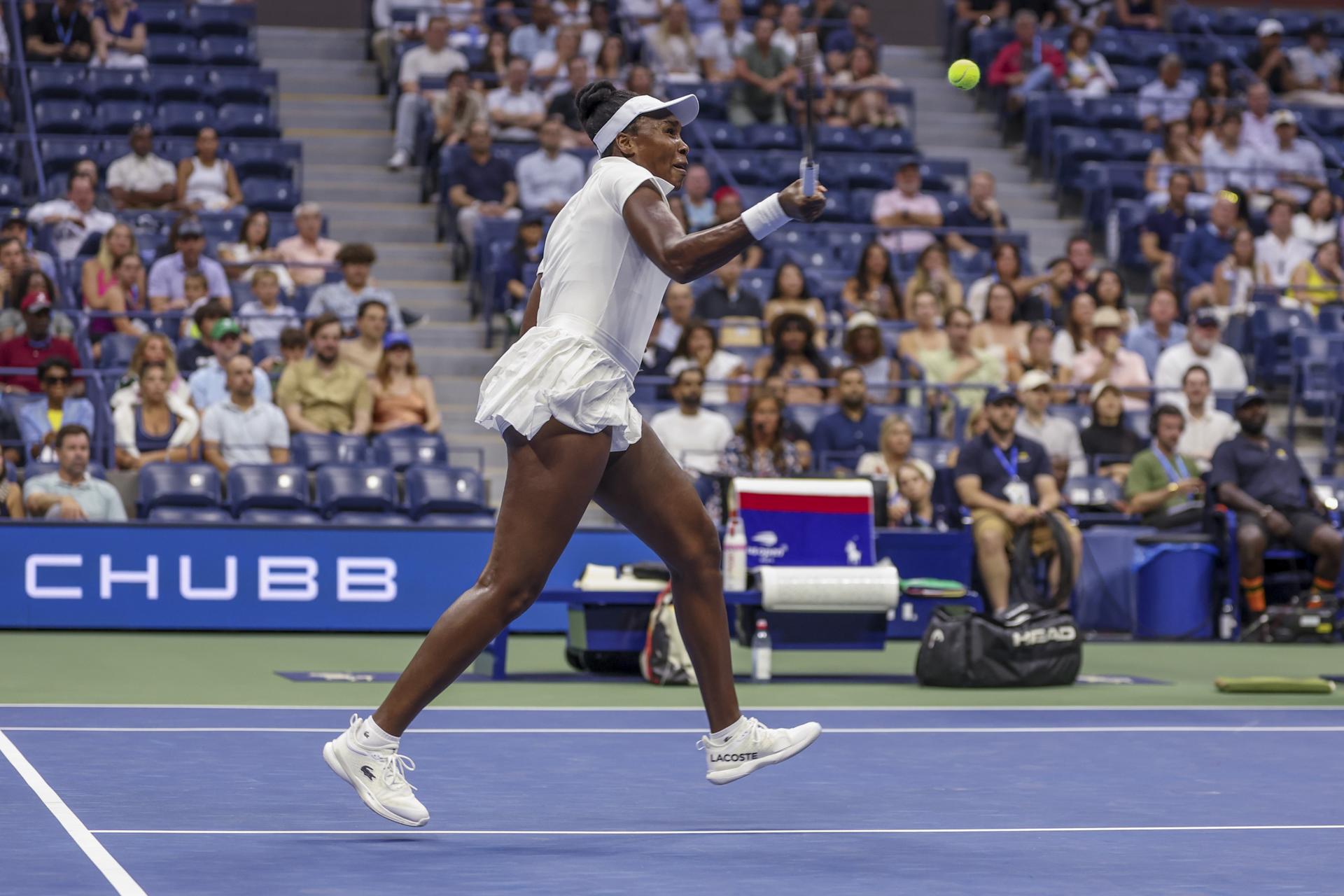 Venus Williams, de 45 años, lucha durante 2 horas con Muchova, pero se despide del US Open
