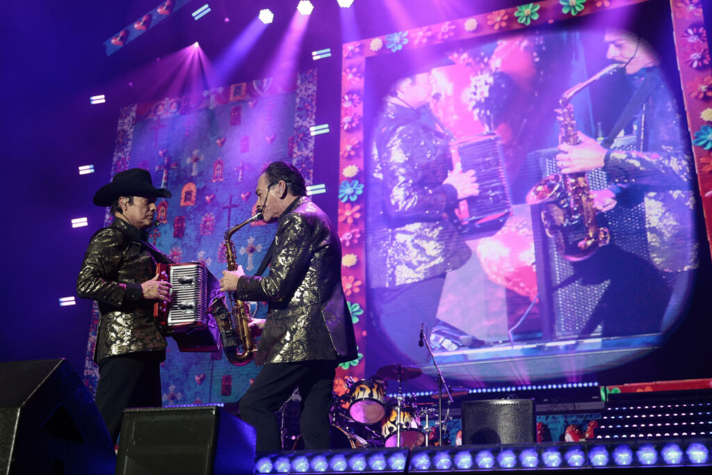Los Tigres del Norte regresan a lo grande con su gira ‘La Lotería’ - eed474667d76e2b9d847383385ea23a8db57d99fw-1024x683