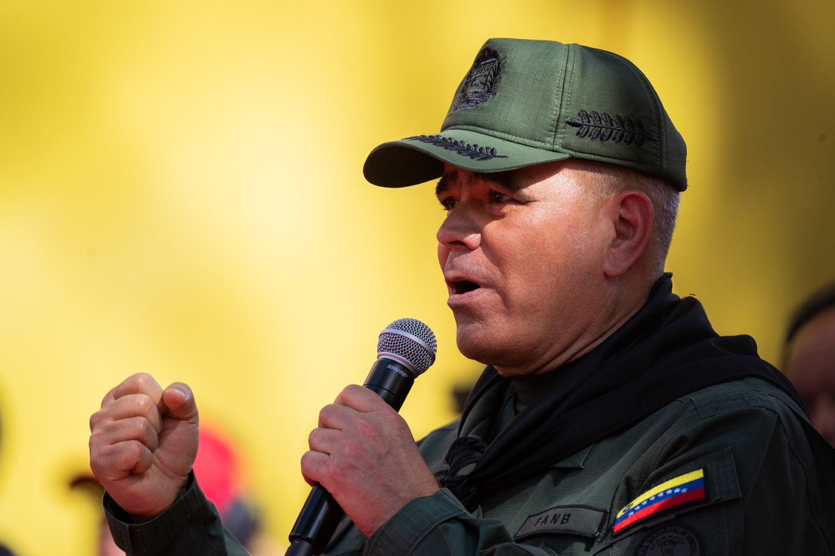 Fuerza Armada de Venezuela asegura que destruyó más de diez campamentos de grupos colombianos Fuerza Armada de Venezuela asegura que destruyó más de diez campamentos de grupos colombianos