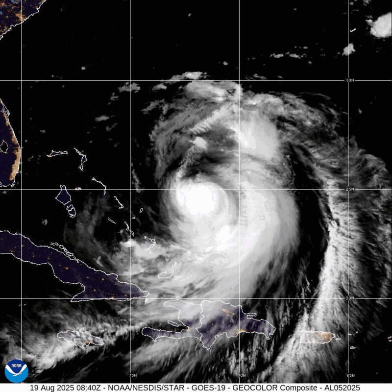 Huracán 'Erin' se fortalece y amenaza a Bahamas y Carolina del Norte - huracan-erin-19-de-agosto-de-2025