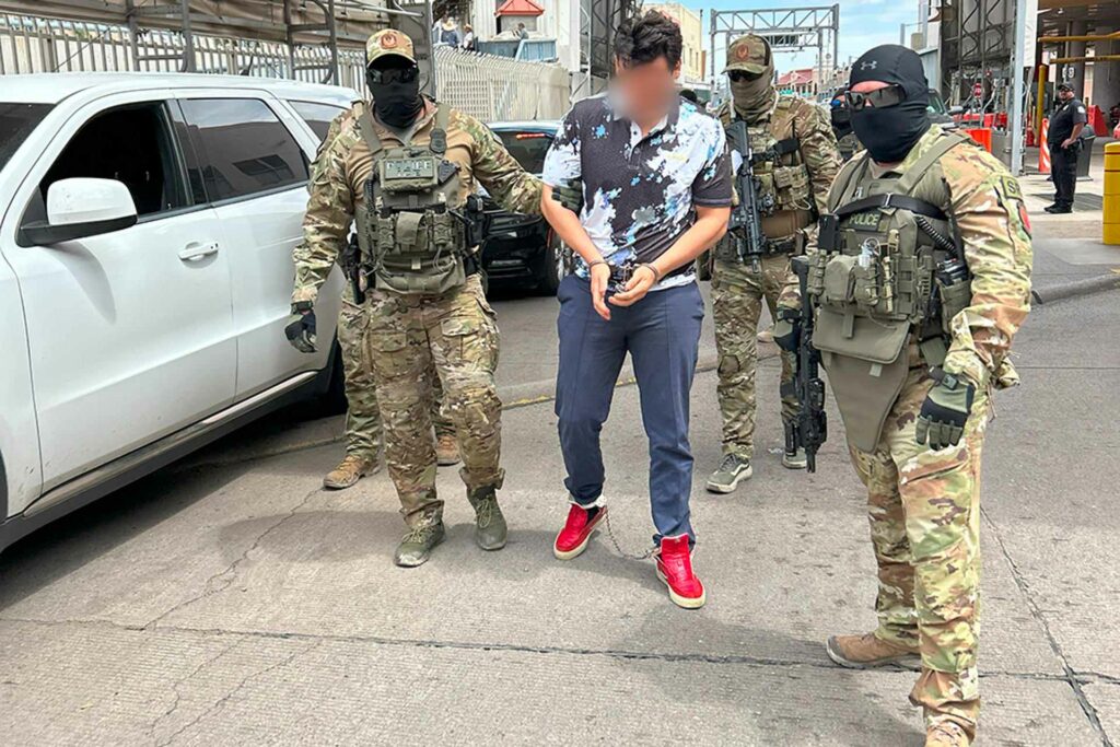 Julio César Chávez Jr. sale de penal en Sonora; enfrentará su proceso en libertad - julio-cesar-chavez-jr-1-1024x683