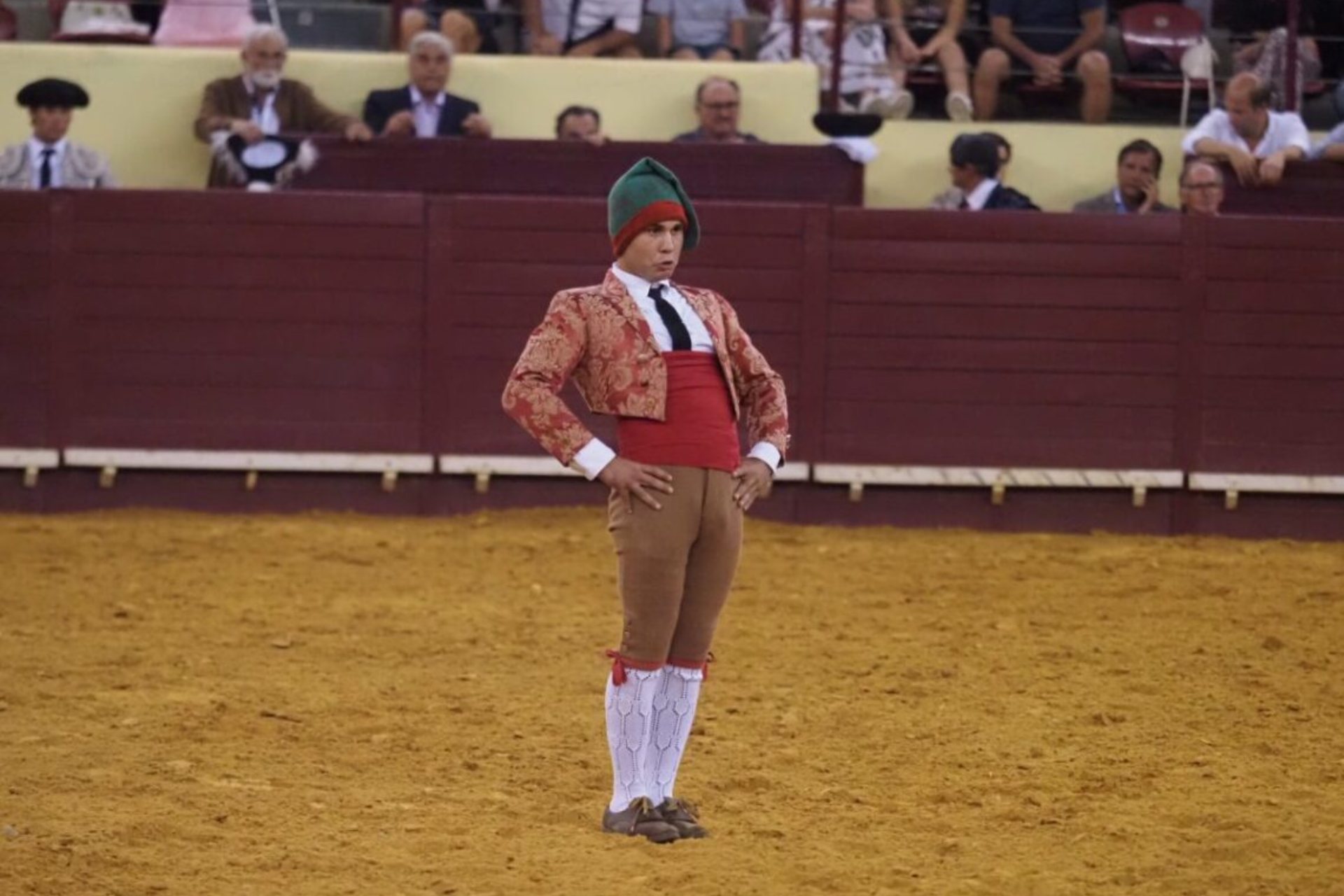 Video: Muere forcado en Portugal tras ser embestido por toro de casi 700 kilos