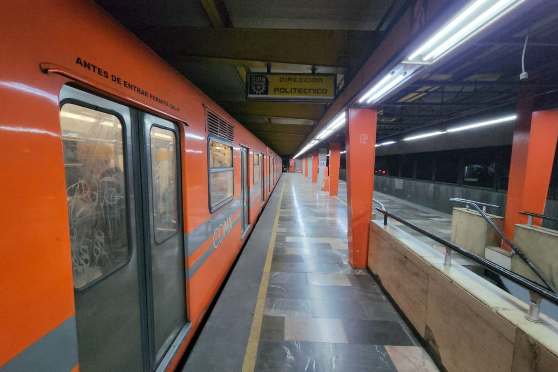 Metro CDMX hoy 11 de agosto: Restablecen servicio en Líneas 5 y A tras tormenta