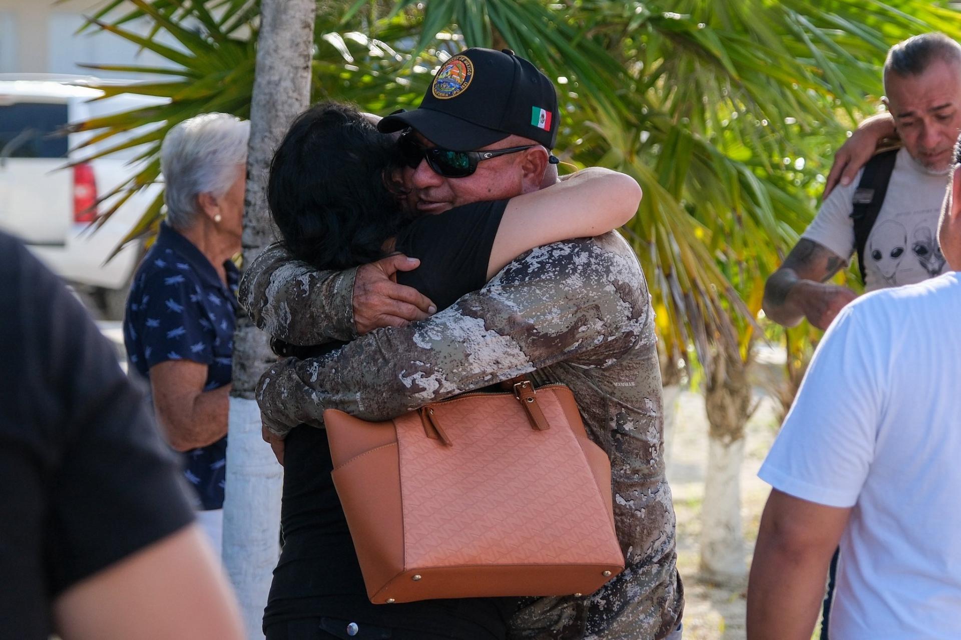 Quintana Roo: Rescatan a dos capitanes perdidos en el Golfo de México