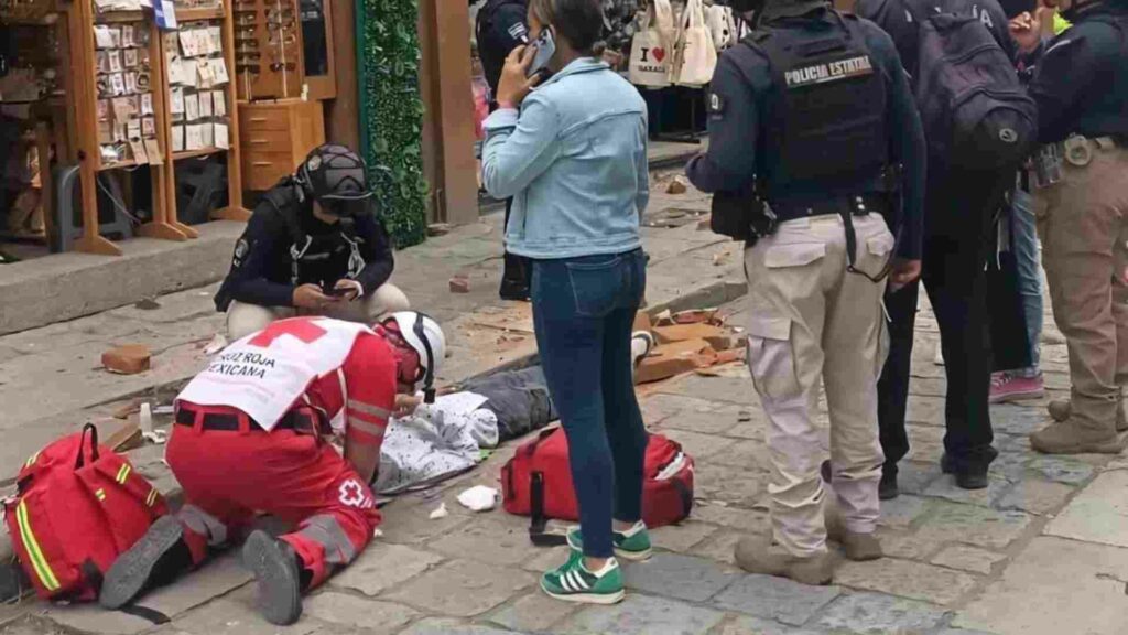 Sismo provoca daños materiales en Oaxaca - sismo-en-tlacolula-provoca-caida-de-muro-y-deja-un-lesionado-en-oaxaca-1-1024x576