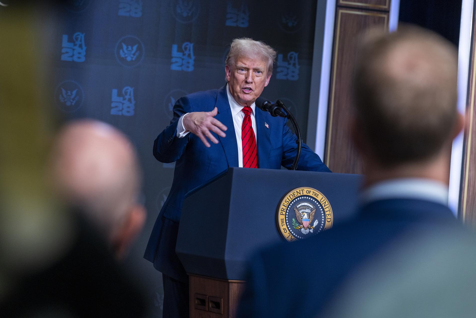 Trump quiere reunirse con Putin y Zelenski