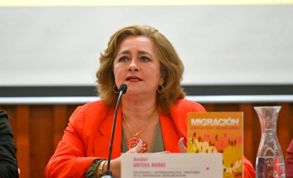 Presentan el libro “Migración: Bienestar Social e Inclusión Laboral” - whatsapp-image-2025-08-09-at-111105-pm-2-1024x624