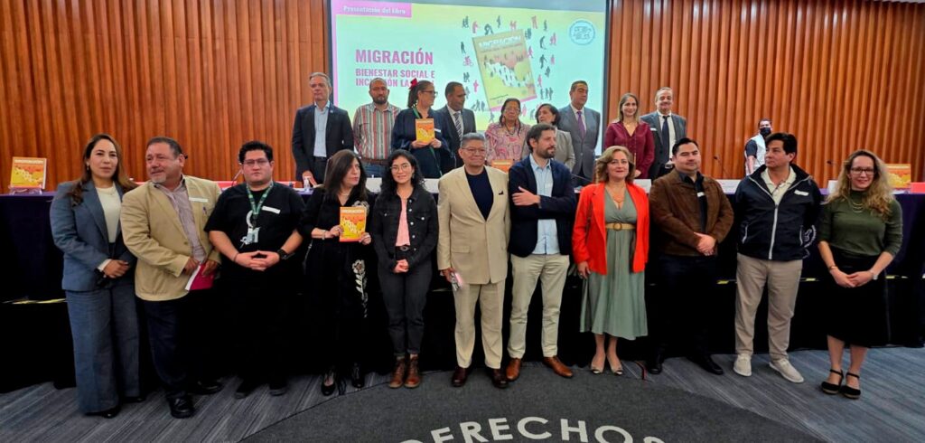 Presentan el libro “Migración: Bienestar Social e Inclusión Laboral” - whatsapp-image-2025-08-09-at-111105-pm-4-1024x490