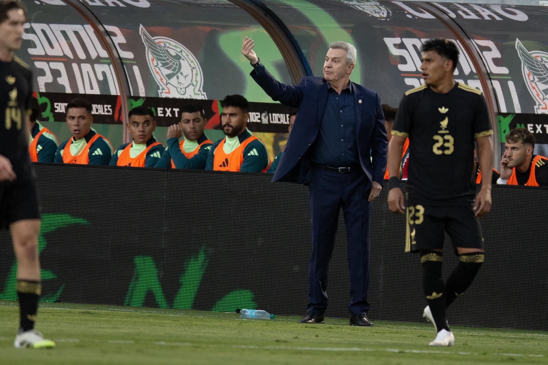 Javier Aguirre espera que México supere “limitaciones mentales” y sea más arriesgado