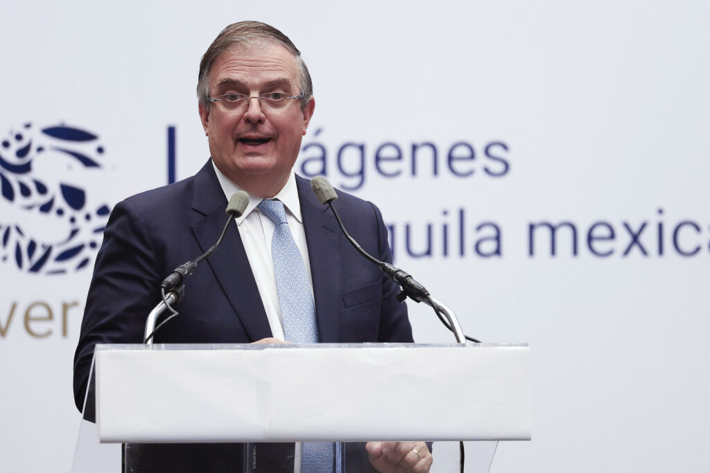 Aranceles a países asiáticos protegen 350 mil empleos, considera Ebrard Aranceles a países asiáticos protegen 350 mil empleos, considera Ebrard