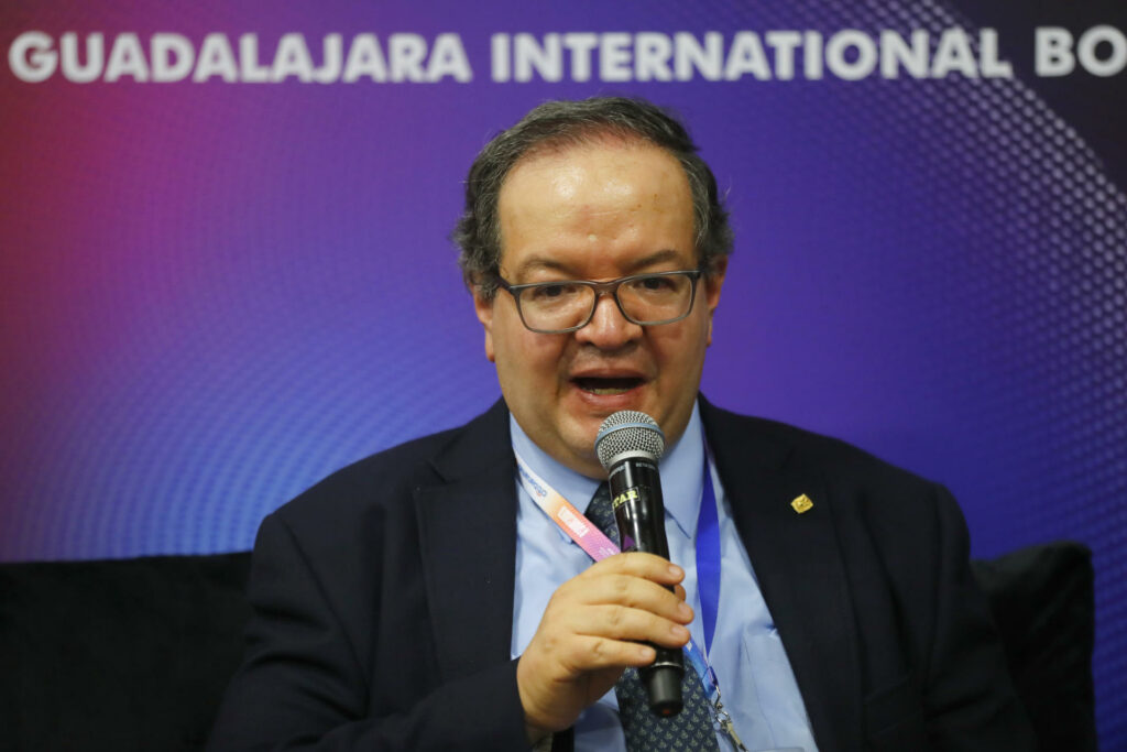 Inaugura el rector Lomelí la exposición ‘Universidad de México: 475 años de concebir futuros’ Inaugura el rector Lomelí la exposición ‘Universidad de México: 475 años de concebir futuros’
