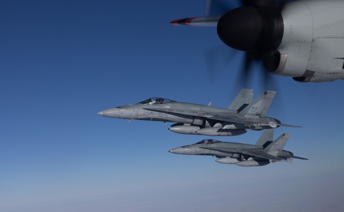 Cazas de EE.UU. rastrean bombarderos rusos que volaban cerca de Alaska Cazas de EE.UU. rastrean bombarderos rusos que volaban cerca de Alaska