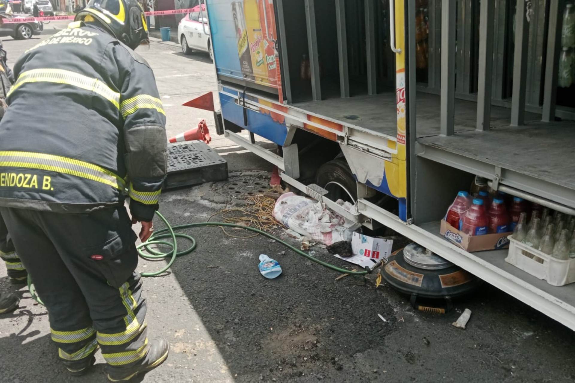 Gobierno de CDMX despliega plan para evitar más socavones