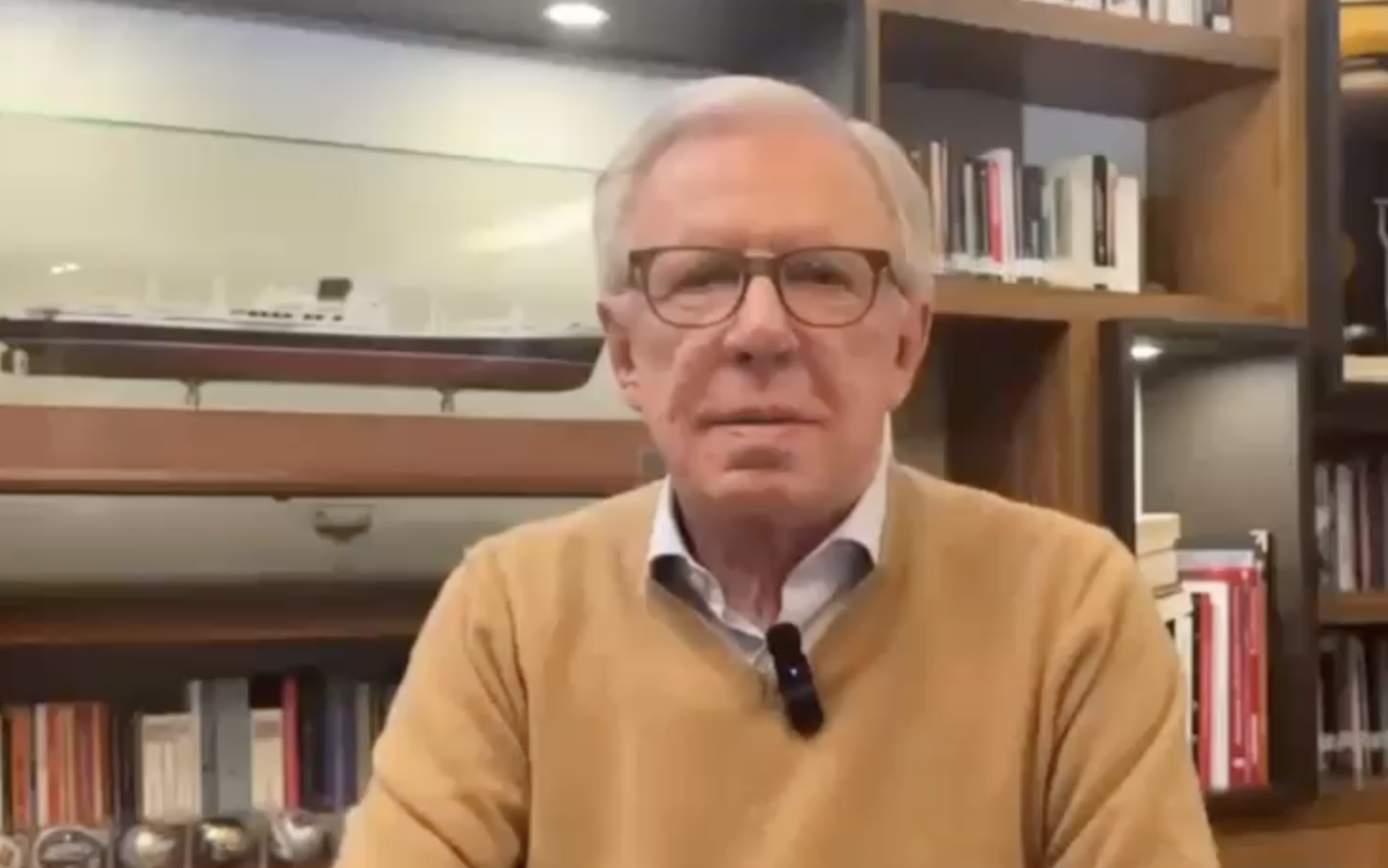 Ella de subida; él y los suyos, de bajada