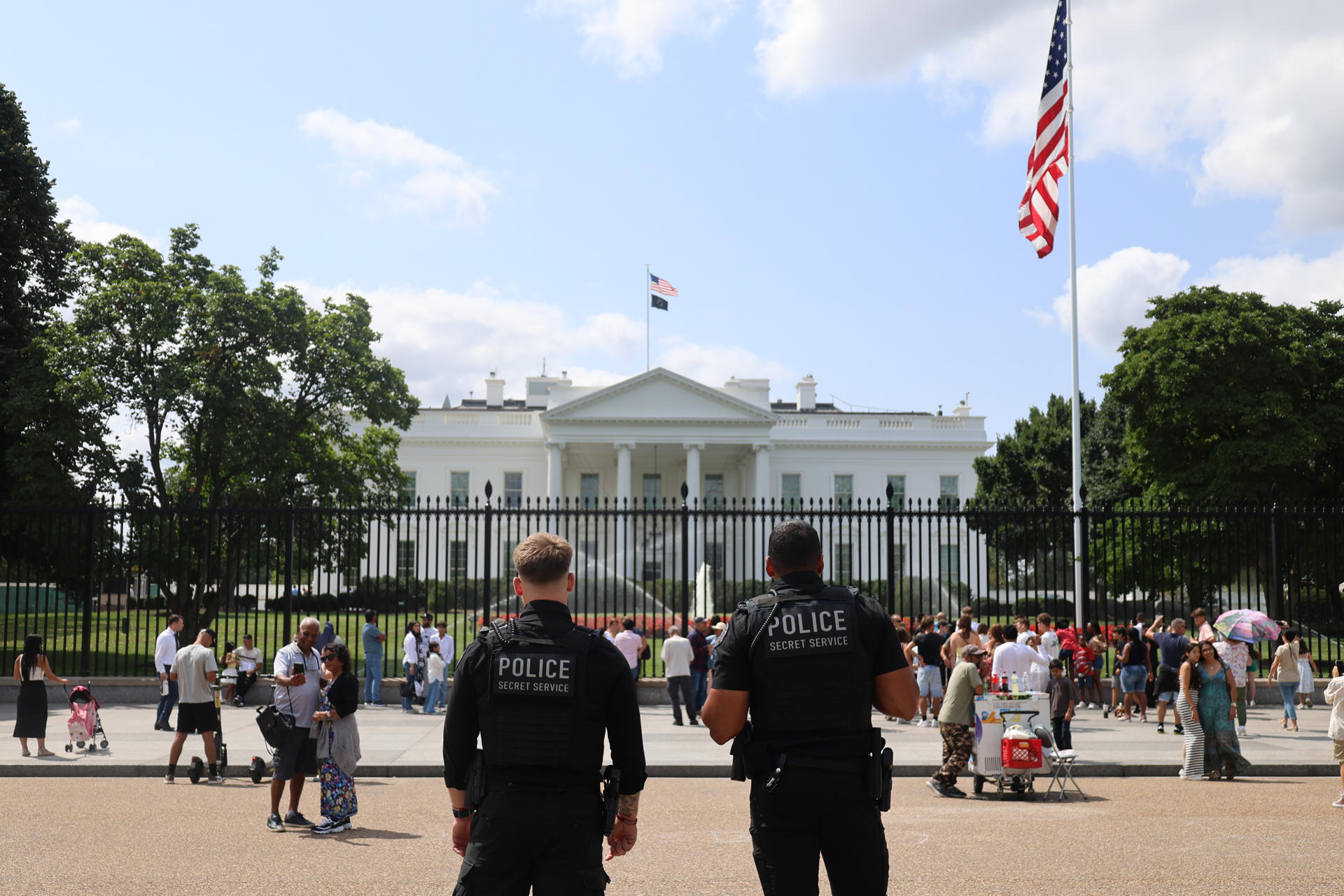 Casa Blanca planea despidos masivos en agencias federales si hay cierre de Gobierno Casa Blanca planea despidos masivos en agencias federales si hay cierre de Gobierno