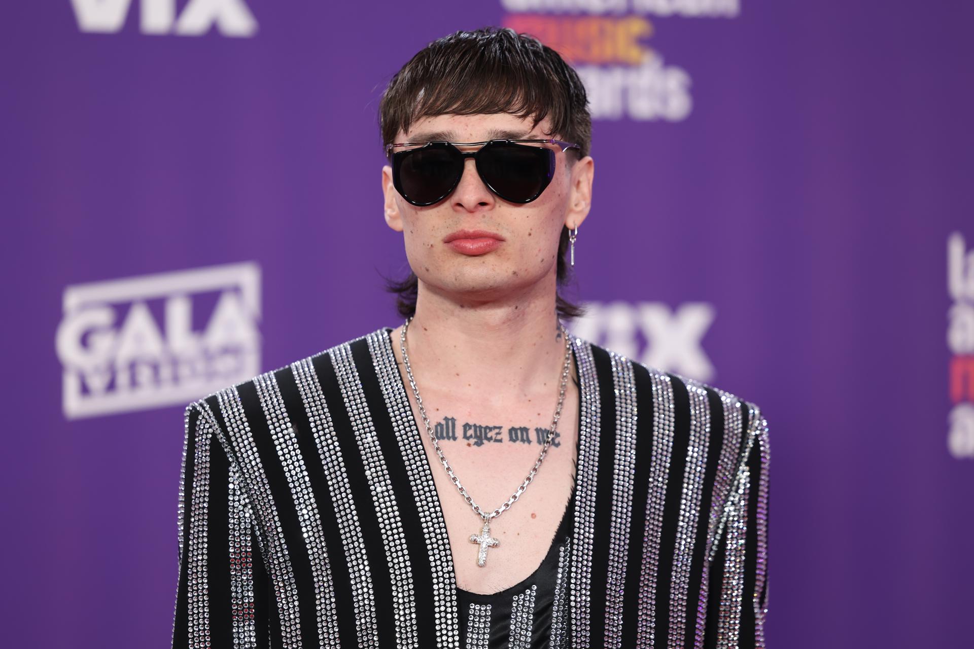 Peso Pluma será el primer artista en recibir el Premio Billboard Vanguardia