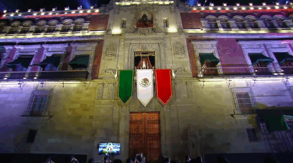 Claudia Sheinbaum da su primer Grito de Independencia - grito-de-independencia-2025-3-1024x570