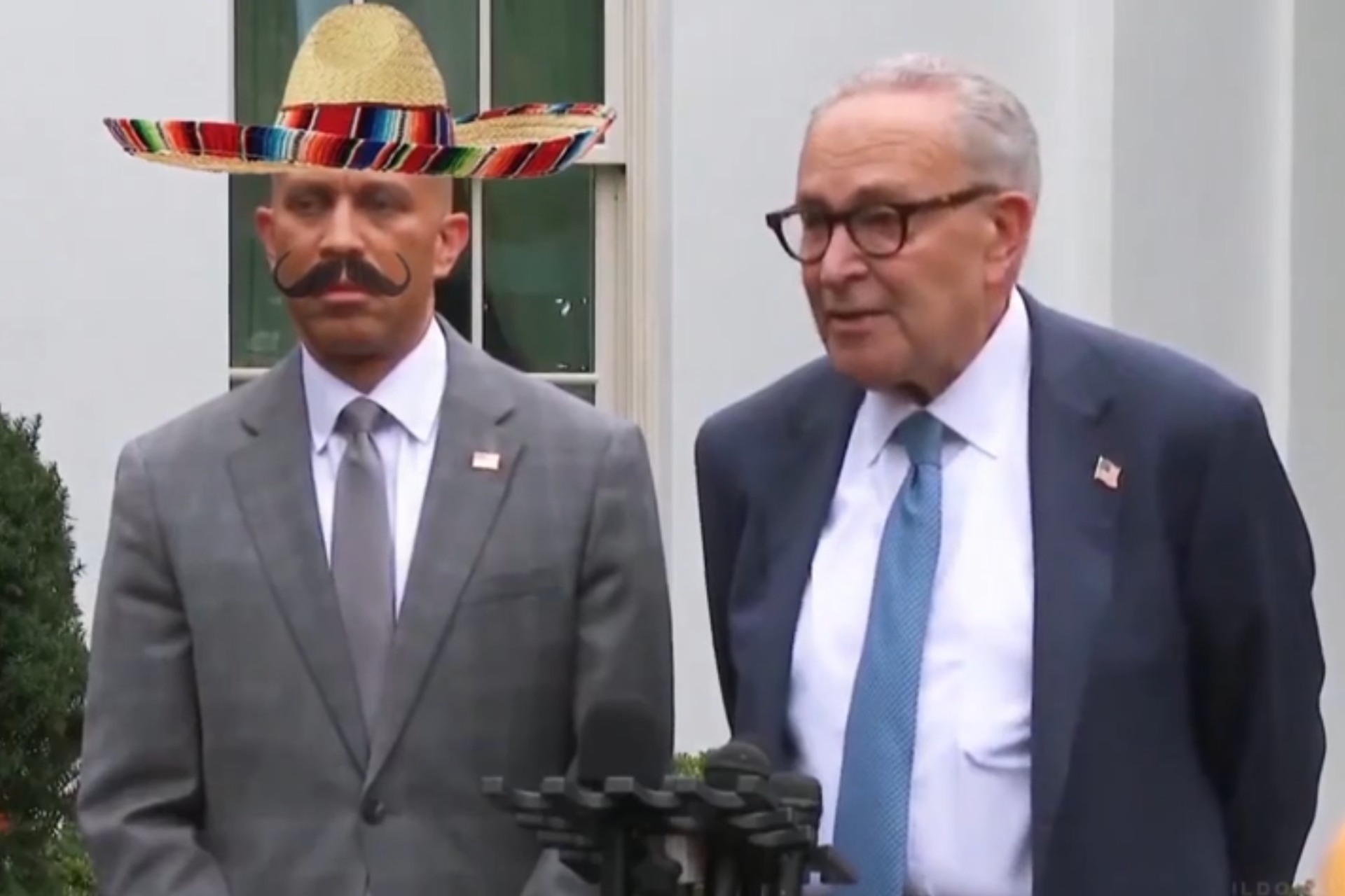 Trump se burla de líder demócrata con un video de IA que lo caricaturiza como mexicano Trump se burla de líder demócrata con un video de IA que lo caricaturiza como mexicano