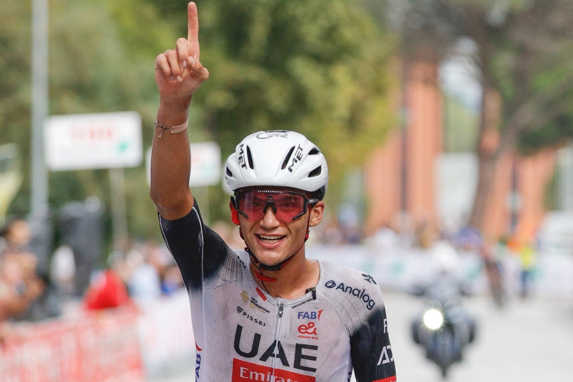 Otra gran actuación de Isaac del Toro, ¿cómo le fue en el Giro della Toscana?