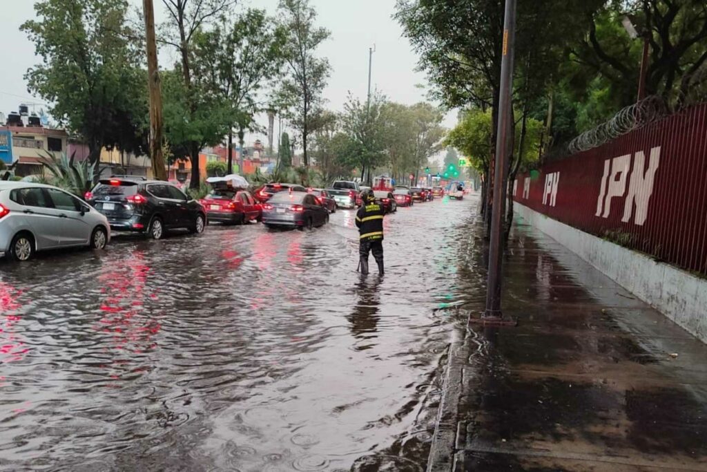 Alerta Amarilla en la CDMX por fuertes lluvias para hoy jueves 1 de octubre de 2026: ¿Qué alcaldías están afectadas?