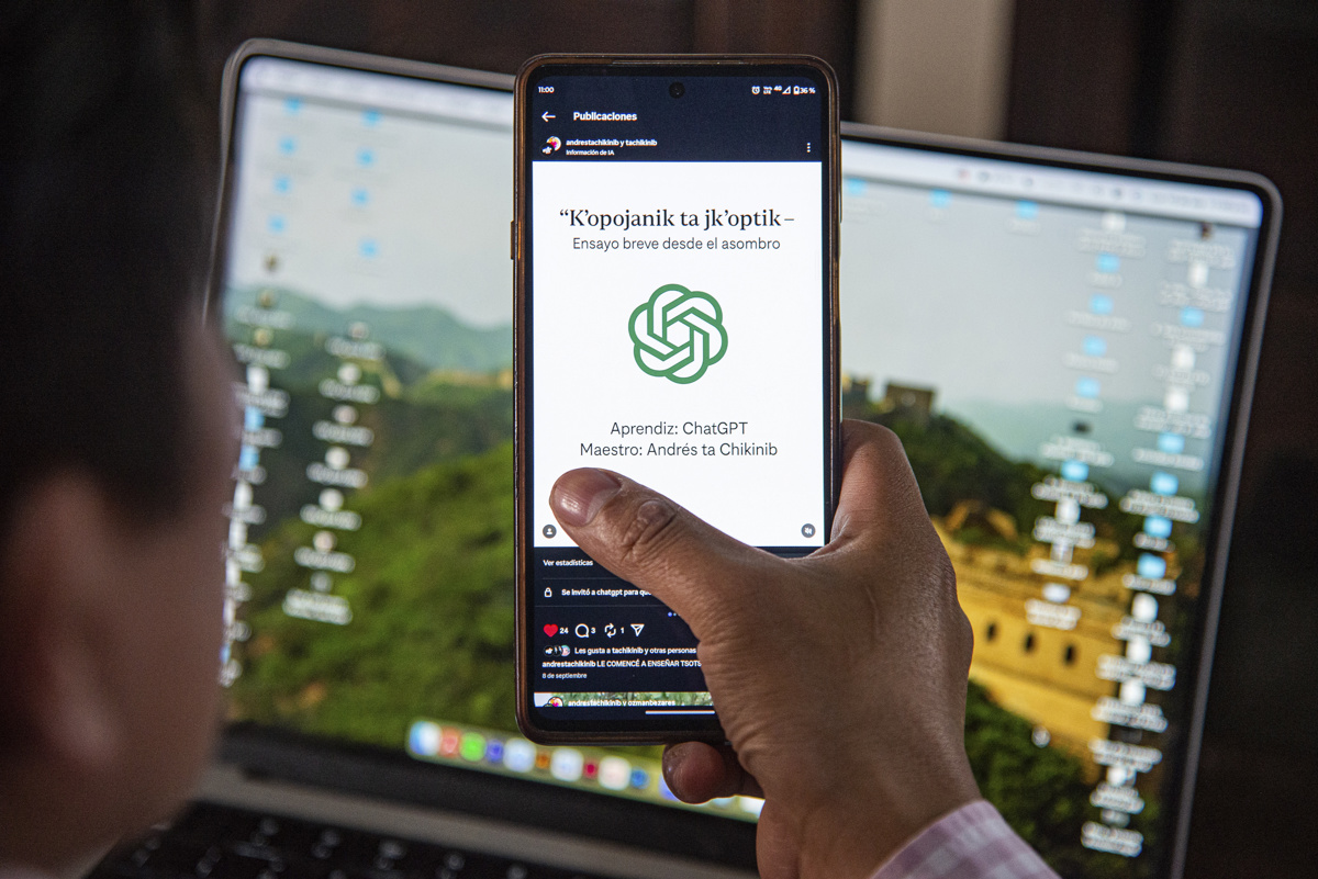 Maestro indígena enseña la lengua totzil a ChatGPT