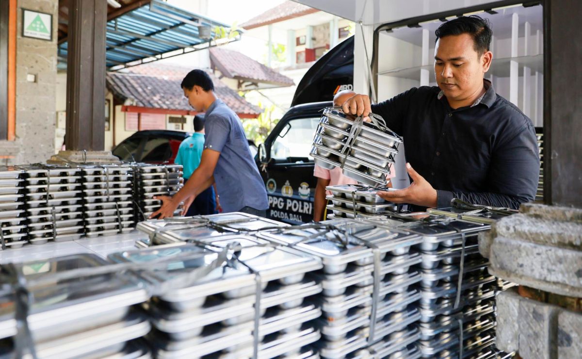 Cerca de 6 mil niños intoxicados en Indonesia en un programa escolar de comida gratuita - programa-alimentario-para-alumnos-del-gobierno-de-indonesia