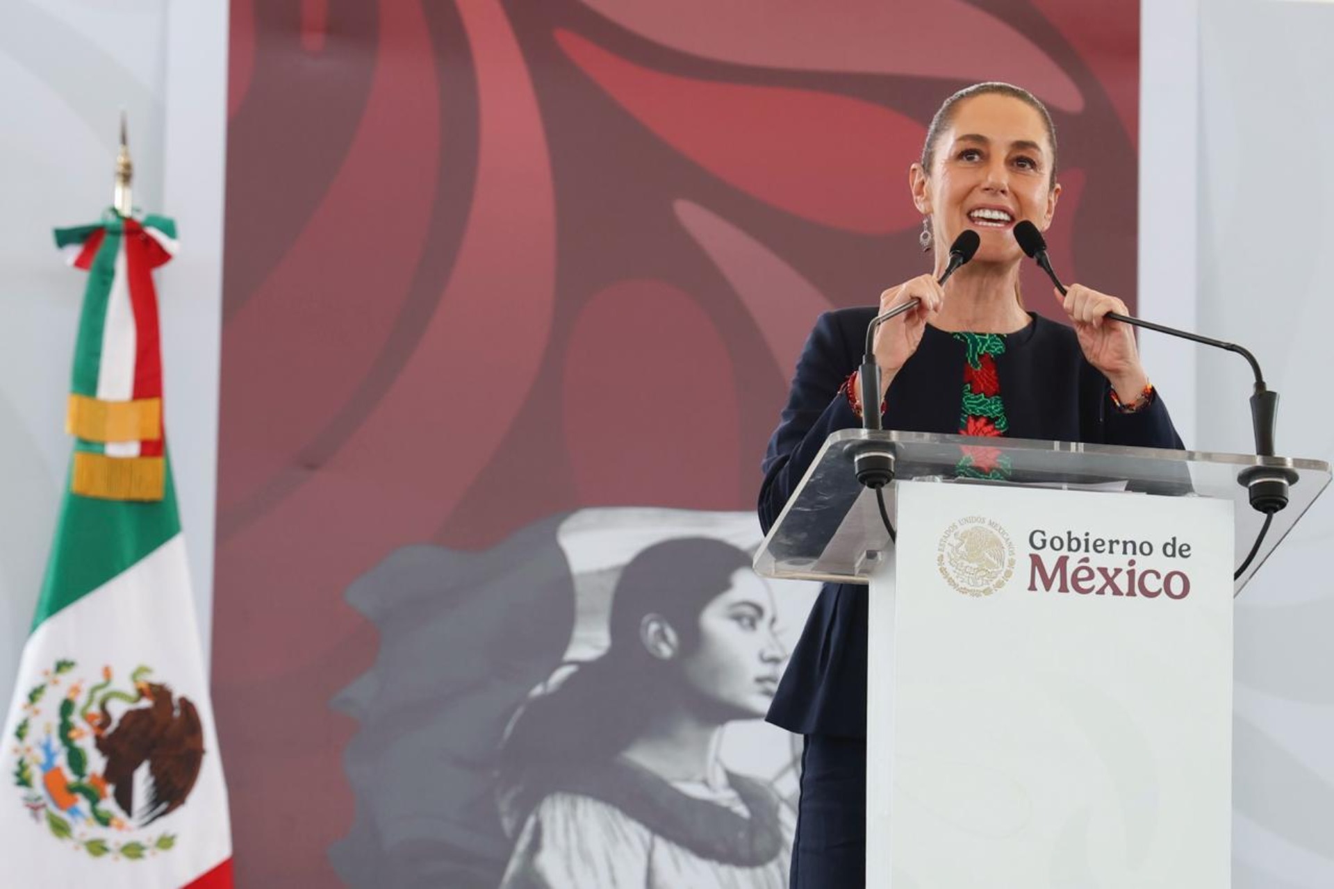 Sheinbaum anuncia programa integral para impulsar producción de carne de calidad con inversión de 700 mdp Sheinbaum anuncia programa integral para impulsar producción de carne de calidad con inversión de 700 mdp