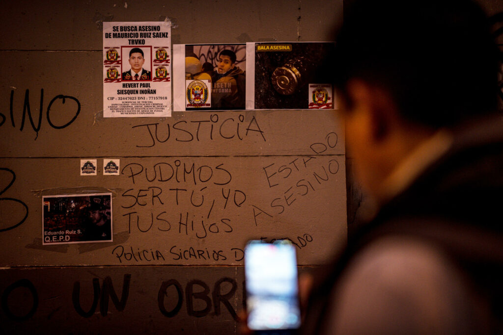 La Fiscalía de Perú pide la detención de dos policías por la muerte de un manifestante