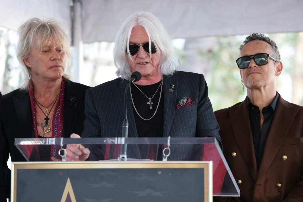 Def Leppard recibe su estrella en el Paseo de la Fama de Hollywood junto a Jon Bon Jovi - 88cf778438c606c453c355ca016f31ddfbcf8209w-1024x683