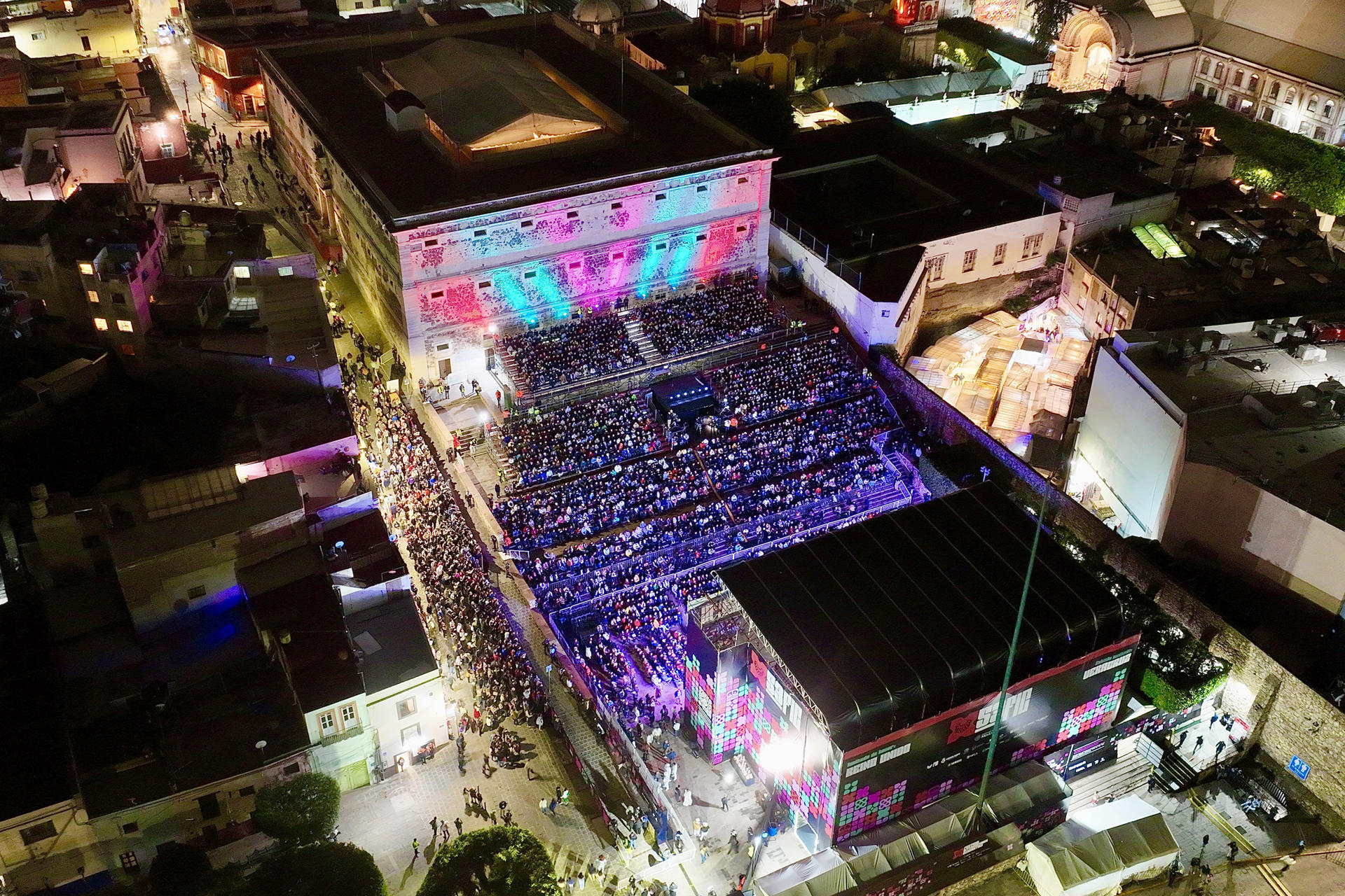 Arranca el Festival Internacional Cervantino con más de 3 mil artistas Arranca el Festival Internacional Cervantino con más de 3 mil artistas