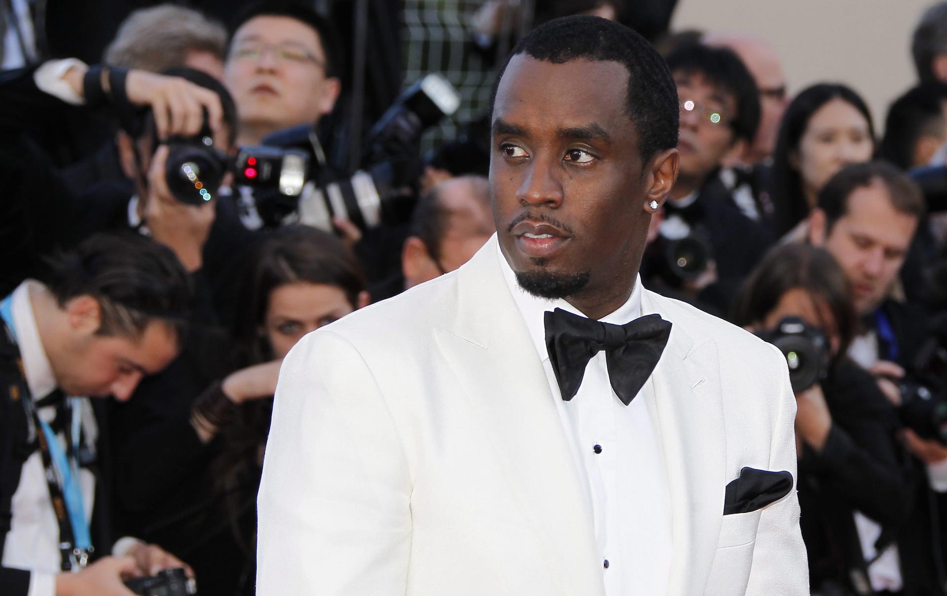 “Diddy Combs” pide perdón a sus víctimas en una carta enviada justo antes de ser sentenciado “Diddy Combs” pide perdón a sus víctimas en una carta enviada justo antes de ser sentenciado