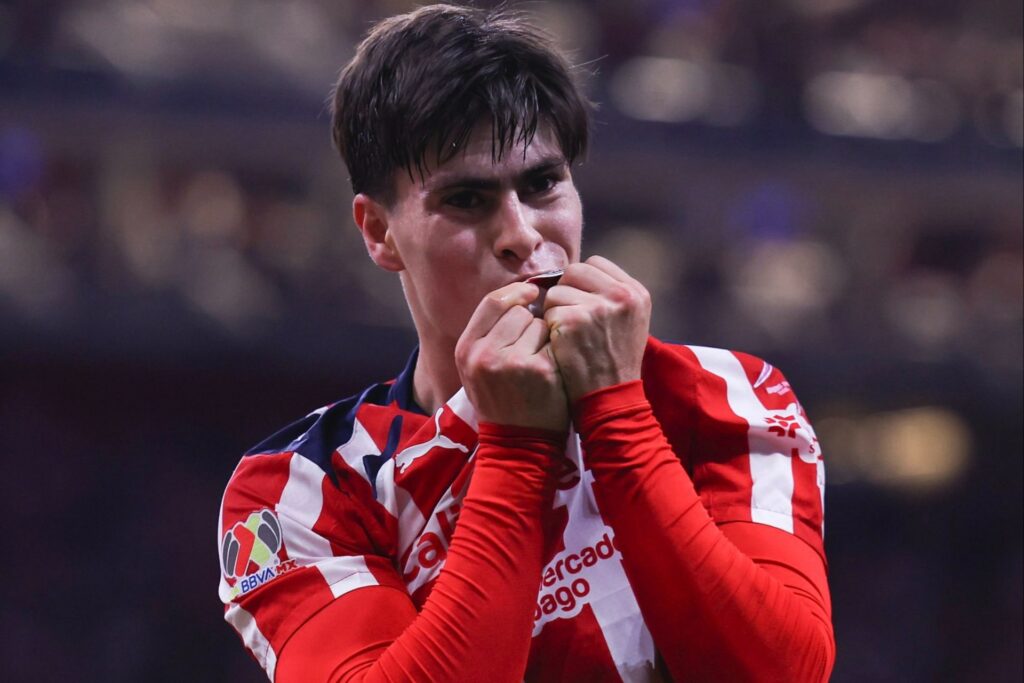 Liga MX: Chivas se lleva el Clásico Tapatío: Pumas UNAM empata sobre la hora al León