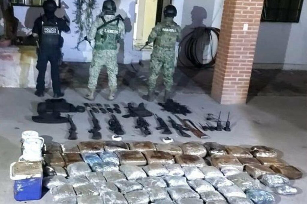 Aseguran armas y una cocineta para elaborar drogas sintéticas en Jonacatepec, Morelos