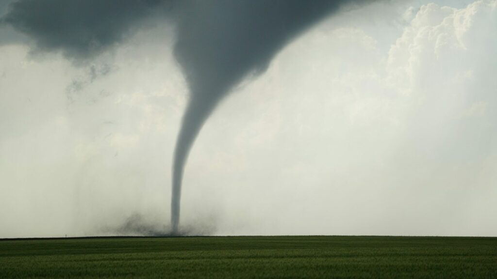 México logra su nivel más bajo de sequía en seis años tras crisis iniciada en 2023 - clima-de-hoy-25-de-octubre-posible-formacion-de-torbellinos-en-el-norte-del-pais-y-lluvias-en-el-su-1024x576