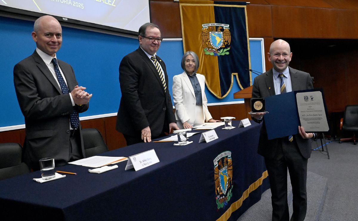 La UNAM reconoce a un explorador del Sol La UNAM reconoce a un explorador del Sol
