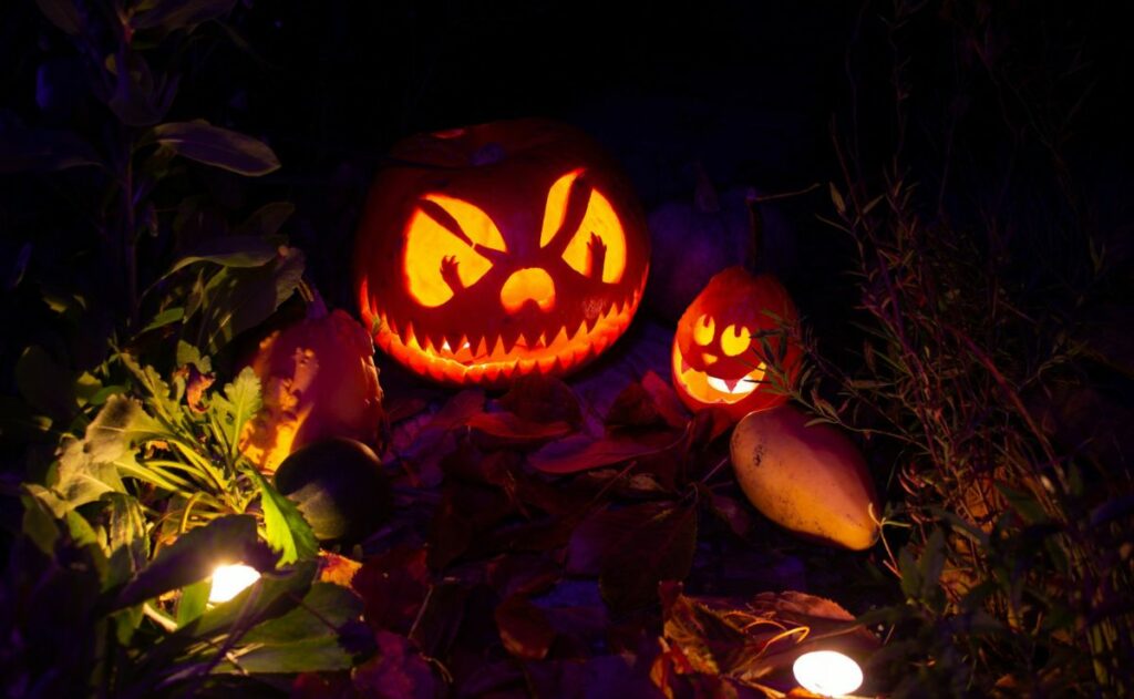 Municipio prohíbe el Halloween por “usar símbolos vinculados a la muerte”