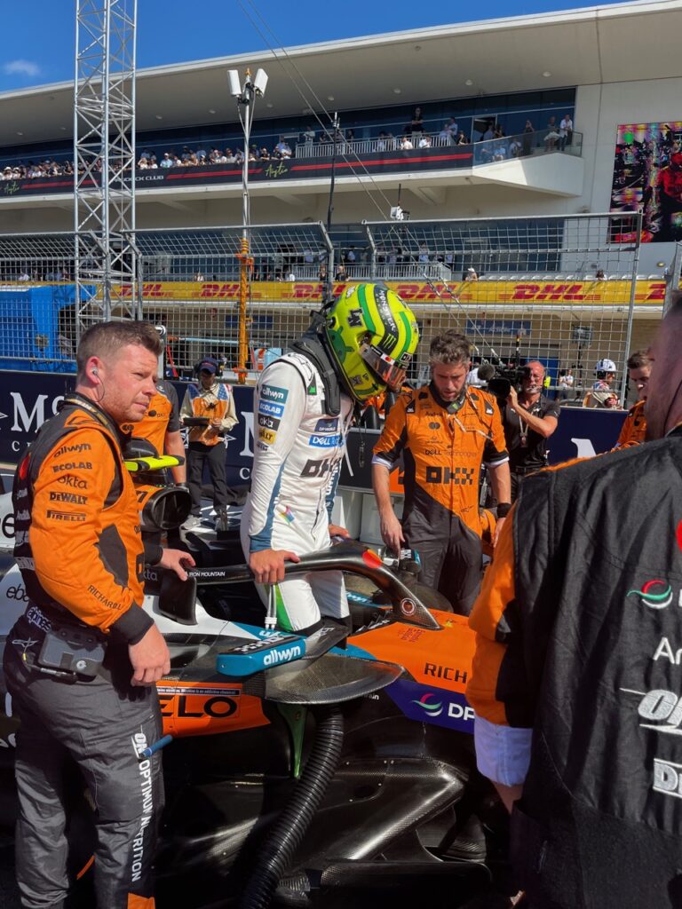 Reflejos del Gran Premio de Estados Unidos 2025 - img-3847-768x1024