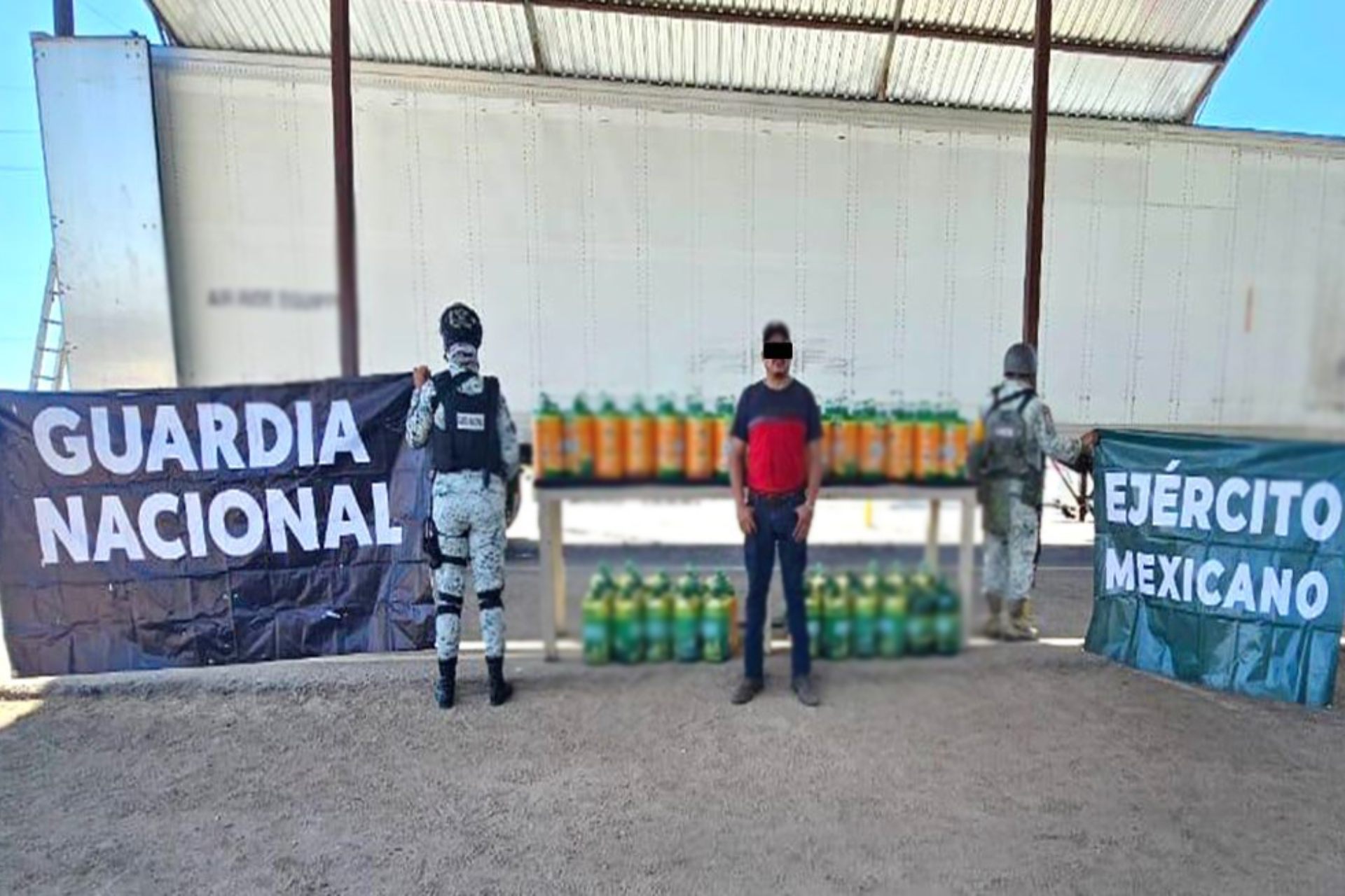 Fuerzas federales aseguran en Sonora más de mil litros de metanfetamina con valor de 284 mdp