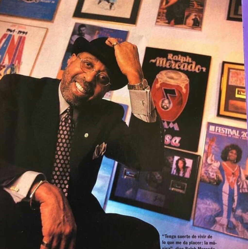Nombran una calle en Nueva York en en honor al productor y promotor musical Ralph Mercado - nombran-una-calle-en-nueva-york-en-en-honor-al-productor-y-promotor-musical-ralph-mercado-1021x1024
