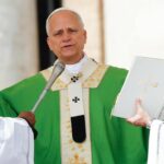 El papa pide hacer de las escuelas y universidades “umbrales de una civilización de paz”