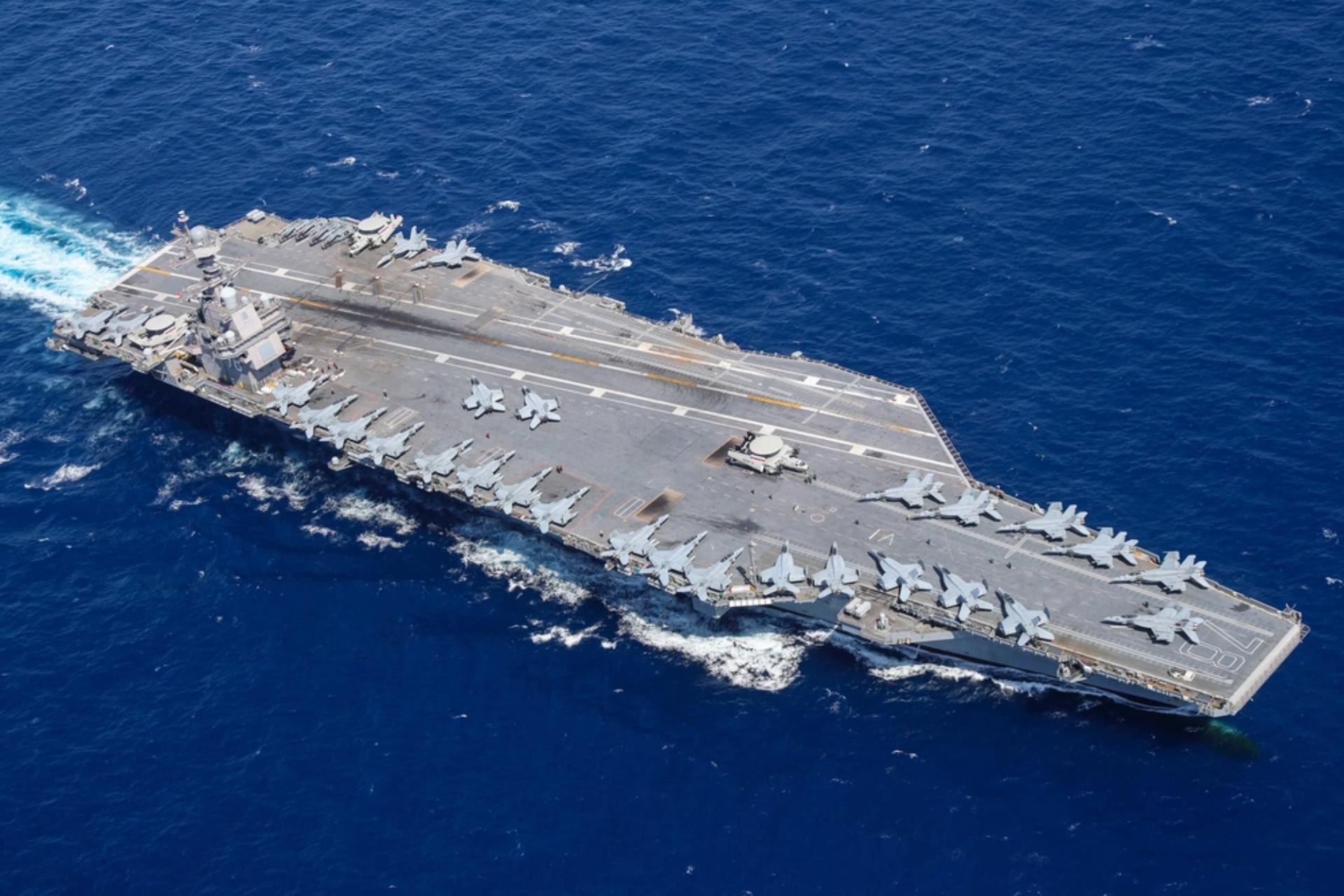 ¿Qué sigue en Venezuela?, el análisis de Daniel Zovatto - portaviones-gerald-ford-estados-unidos-1