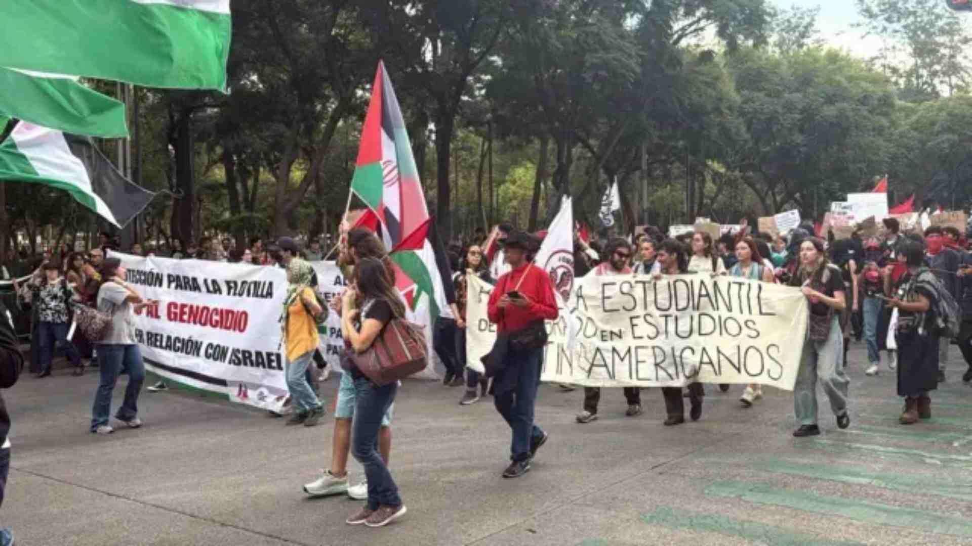 Protesta en CDMX exige romper lazos con Israel tras dos años de guerra en Gaza